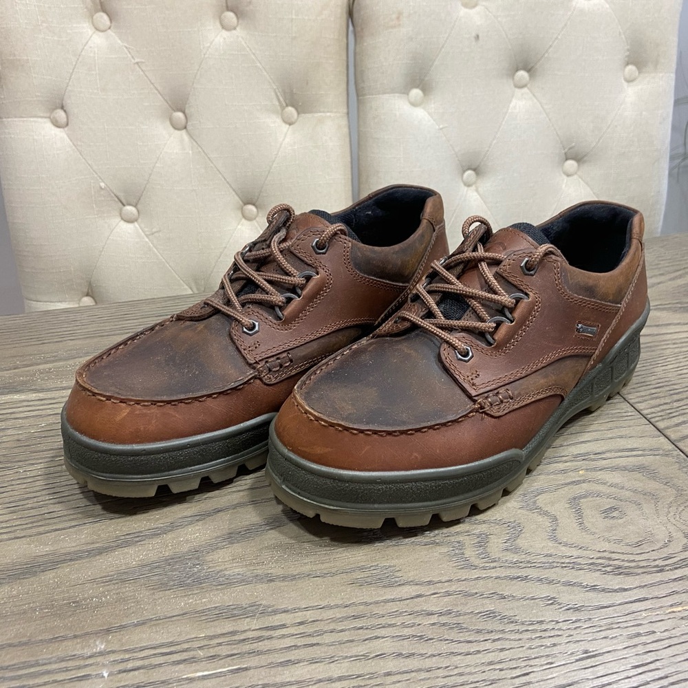 ECCO 9.5 Goretex Track Boots - Casual Hiking Water Gear Leather